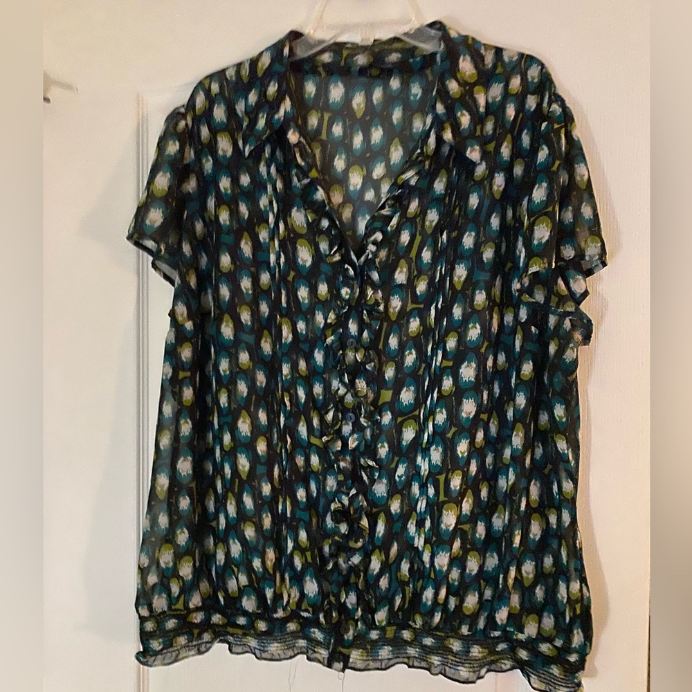 Woman’s shirt size 3x by East 5th - multicolored by mostly in green and black